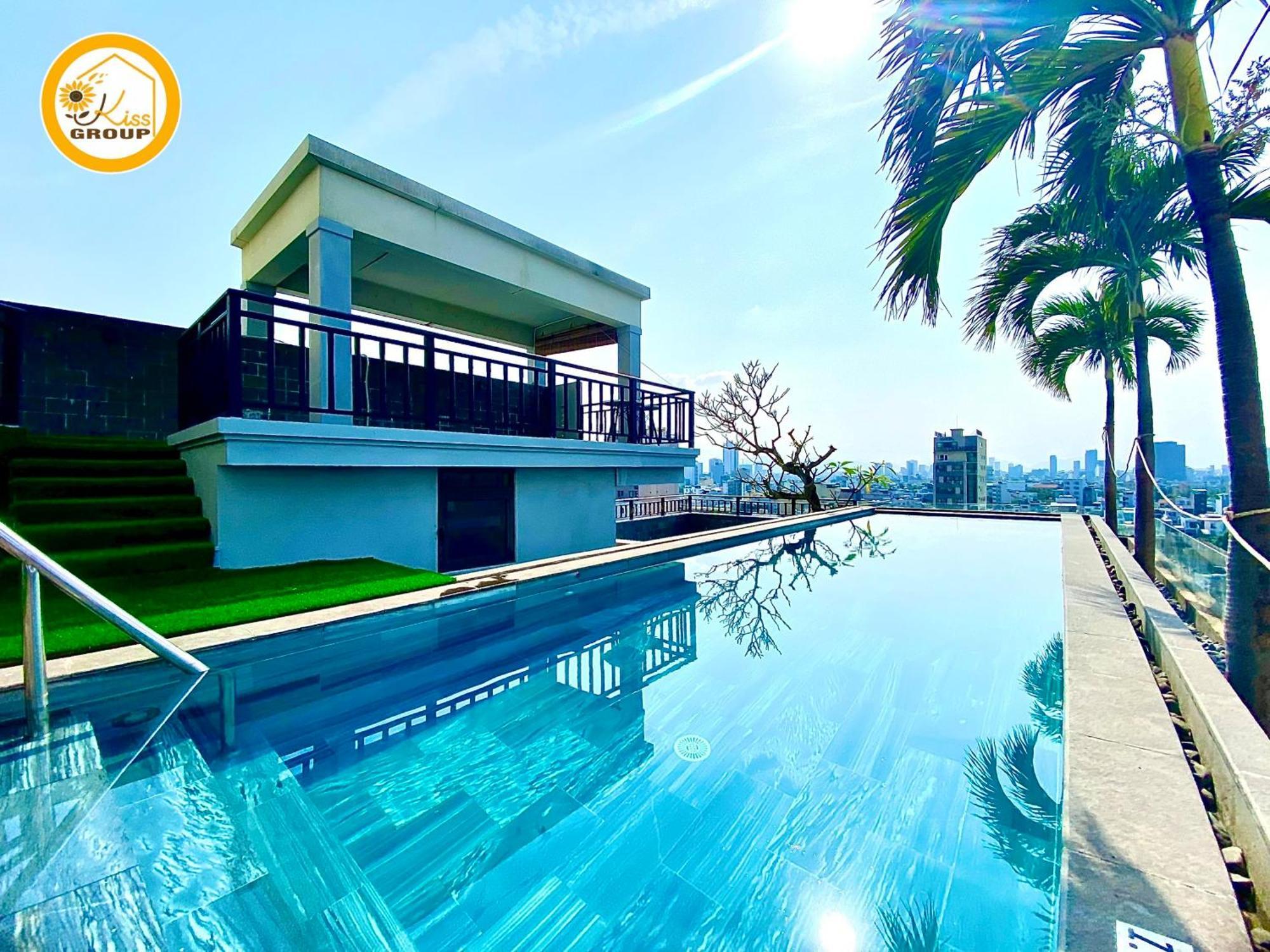 Tokyo Boutique Front Beach Hotel Danang Exterior photo